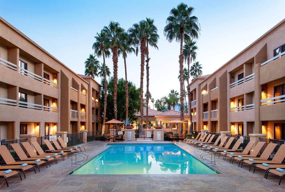 Courtyard By Marriott Palm Springs Hotel Exterior foto