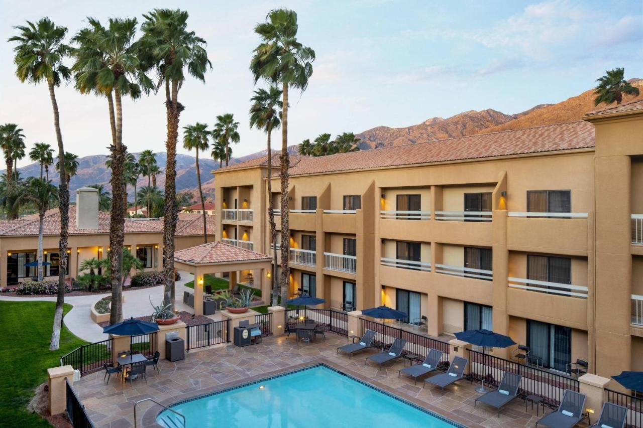 Courtyard By Marriott Palm Springs Hotel Exterior foto